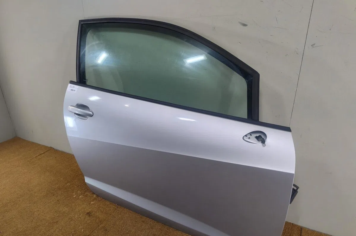 Porte avant droite Seat IBIZA IV (6J5, 6P1) 1.4 tdi (2008-2010) 5 portes occasion