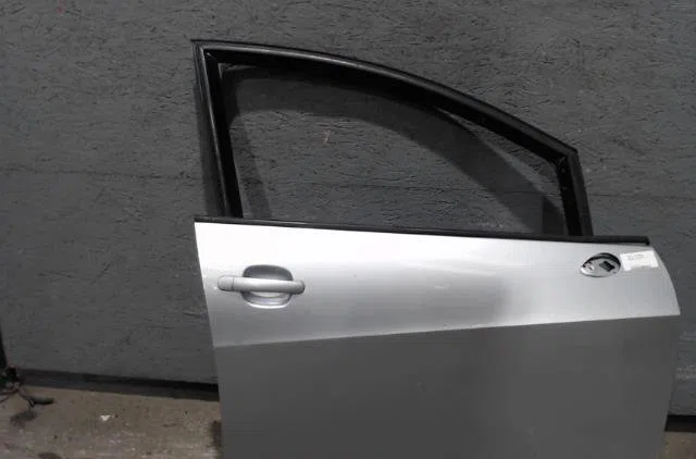 Porte avant droite Seat IBIZA IV (6J5, 6P1) 1.4 tdi (2008-2010) 5 portes occasion