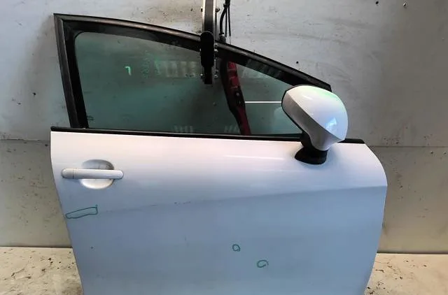 Porte avant droite Seat LEON (1P1) 2.0 tdi 16v (2005-2012) occasion