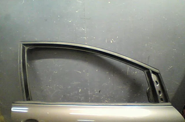 Porte avant droite Seat TOLEDO III (5P2) 2.0 tdi 16v (2004-2009) occasion