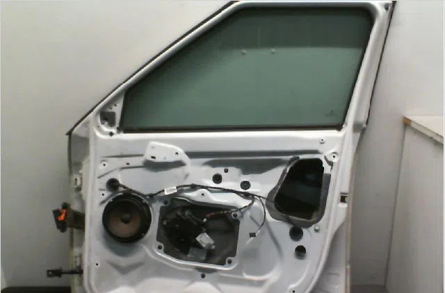 Porte avant droite SKODA FABIA II  1.2i 60ch occasion