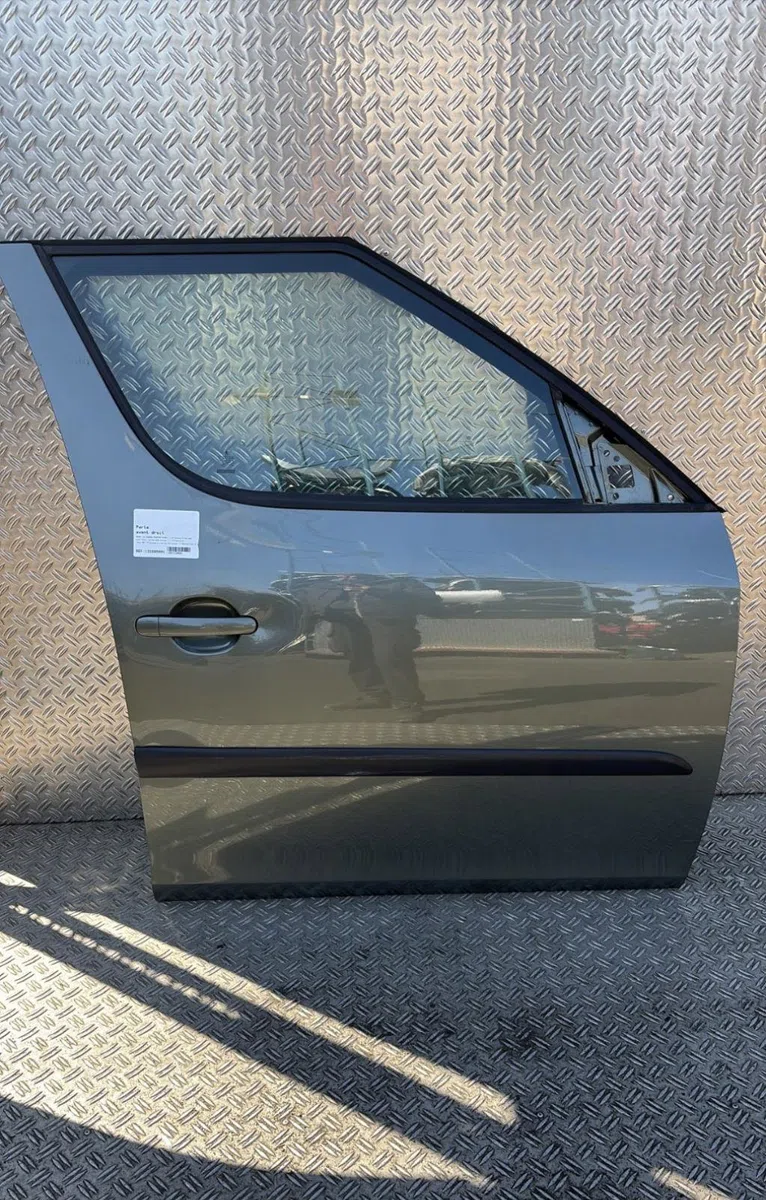 Porte avant droite Skoda ROOMSTER (5J7) 1.6 (2006-2015) occasion