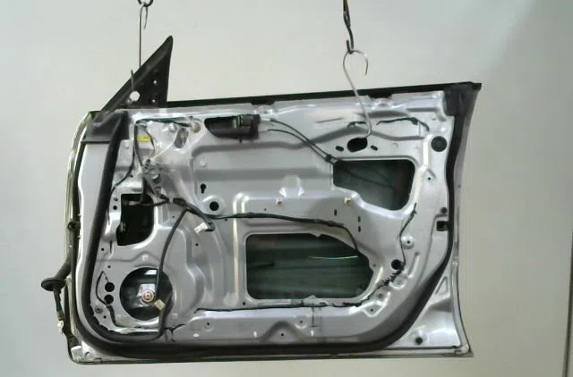 Porte avant droite Subaru FORESTER (SG_) 2.0 x awd (sg5) (2005-2008) occasion