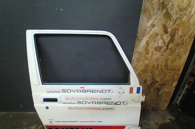 Porte avant droite Suzuki SJ410 1.0 (sj410) (1981-1988) 3 portes occasion