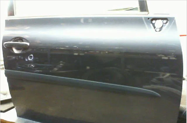Porte avant droite Toyota AURIS (_E15_) 2.0 d-4d (ade150_) (2006-2012) occasion