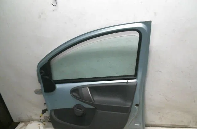 Porte avant droite Toyota AYGO (_B1_) 1.0 (kgb10_) (2005-2014) 5 portes occasion