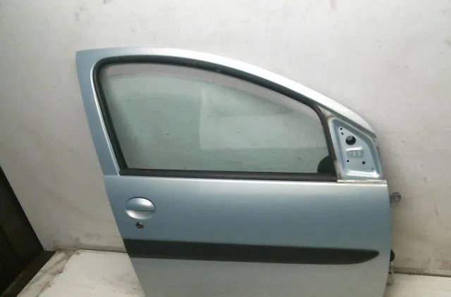 Porte avant droite Toyota AYGO (_B1_) 1.0 (kgb10_) (2005-2014) 5 portes occasion