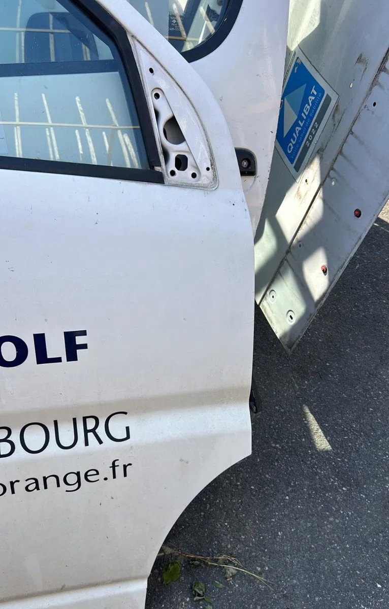 Porte avant droite Toyota HIACE V Camionnette (TRH2__, KDH2__, LH2__, GDH2__) 2.5 d-4d (2006) occasion