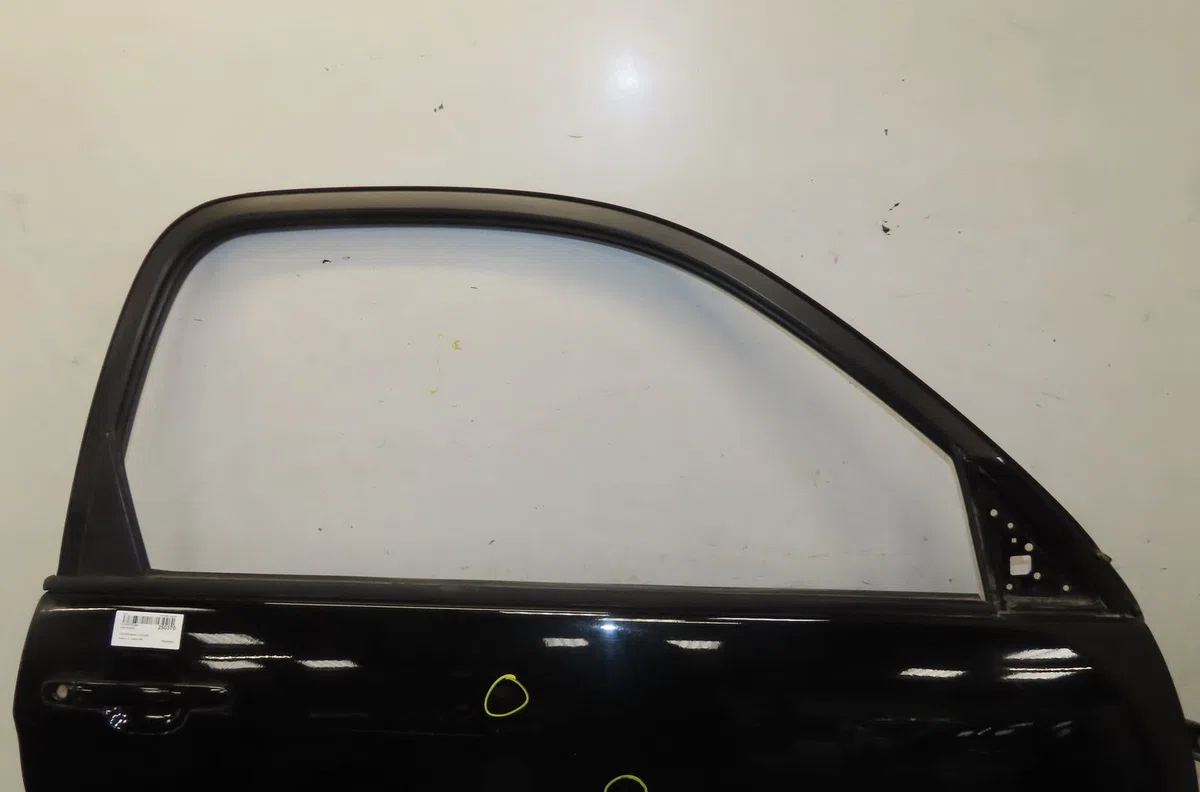 Porte avant droite Toyota RAV 4 II (_A2_) 2.0 d 4wd (cla20_, cla21_) (2001-2005) occasion