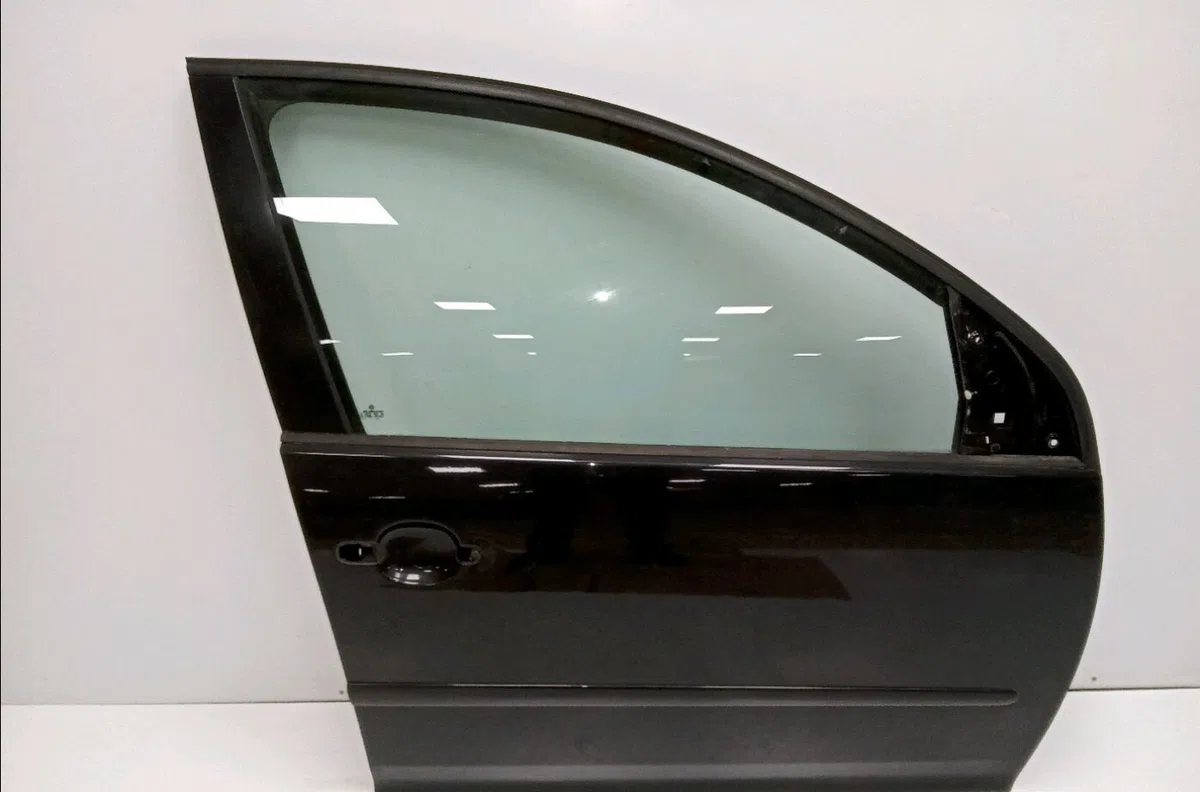 Porte avant droite Volkswagen GOLF V (1K1) 2.0 tdi 16v (2003-2008) occasion