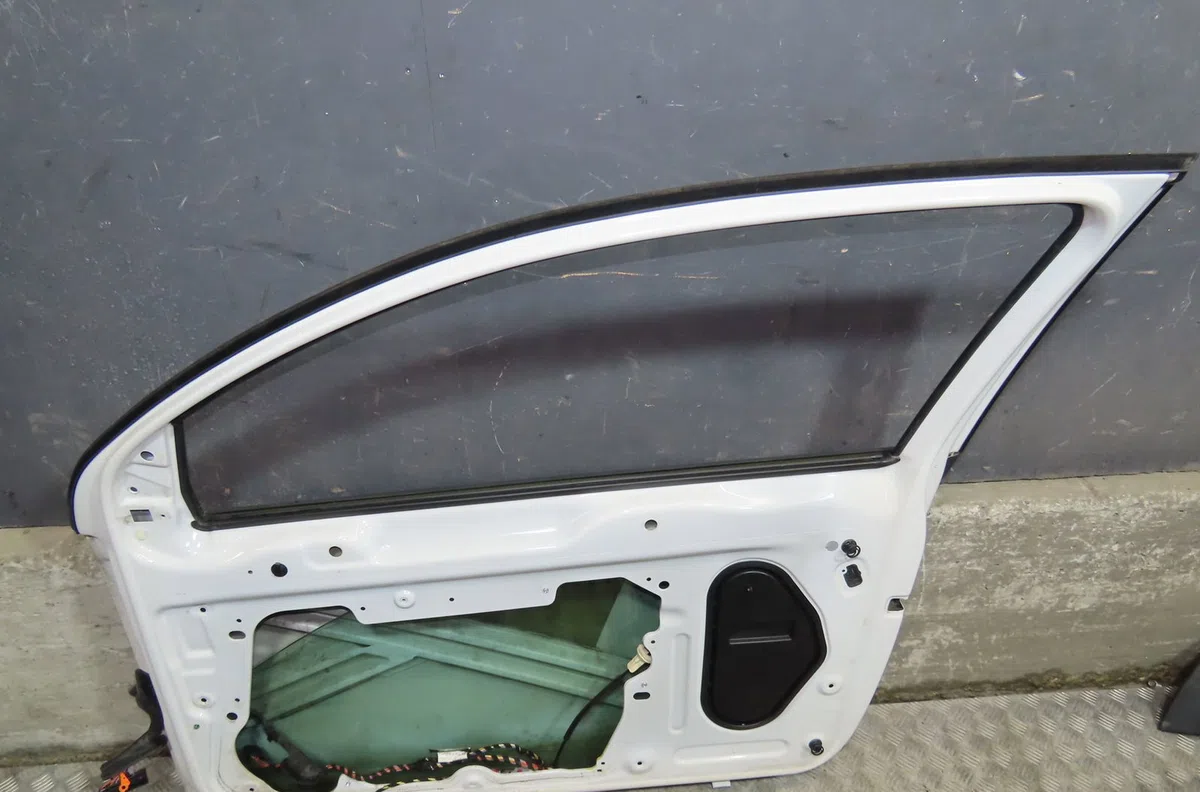 Porte avant droite Volkswagen GOLF VI (5K1) 1.4 tsi (2008-2012) occasion