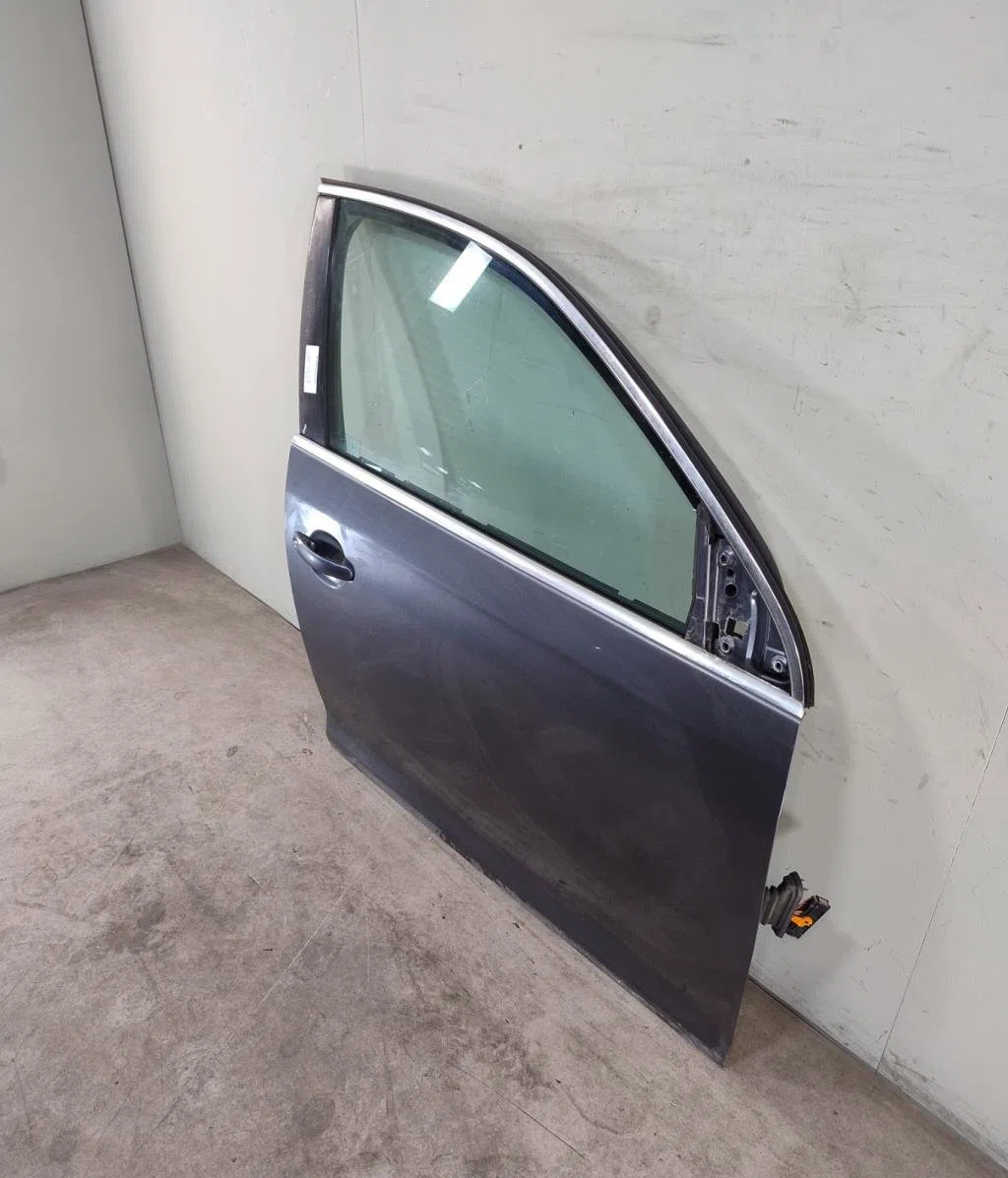 Porte avant droite VOLKSWAGEN JETTA 3  JETTA 3 occasion