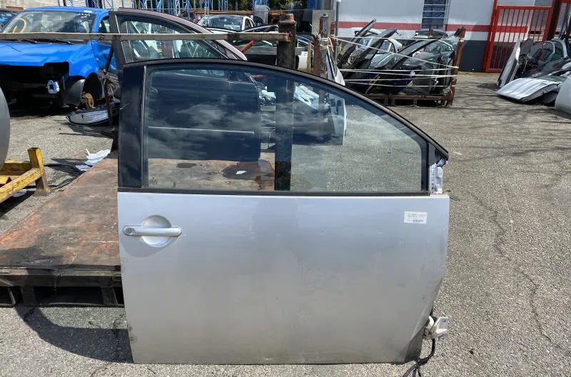 Porte avant droite Volkswagen NEW BEETLE (9C1, 1C1) 2.0 (1998-2010) occasion