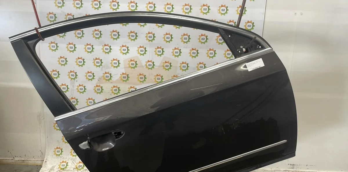 Porte avant droite VOLKSWAGEN PASSAT 5 BREAK occasion