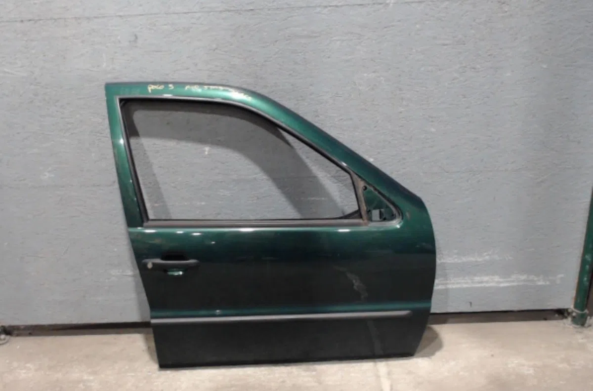 Porte avant droite VOLKSWAGEN POLO 3  POLO 3 PHASE 1 occasion