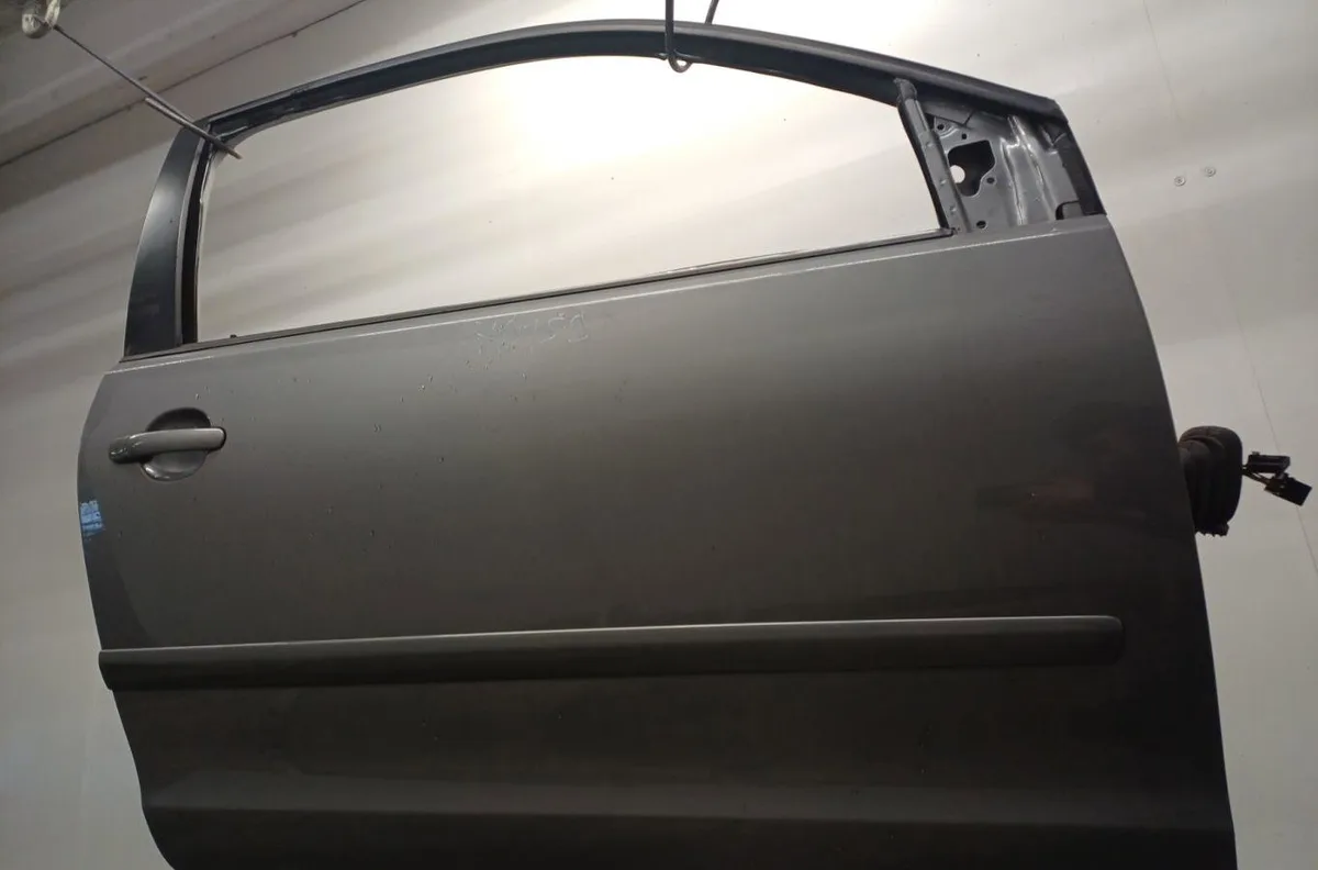 Porte avant droite VOLKSWAGEN POLO 4 PHASE 1 occasion