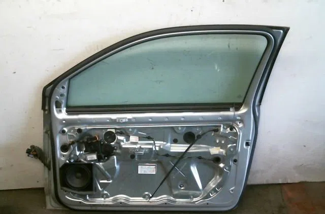 Porte avant droite Volkswagen POLO (9N_, 9A_) 1.2 (2002-2007) 5 portes occasion