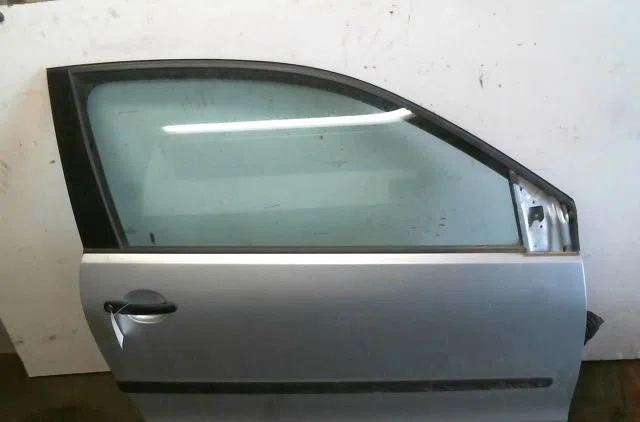 Porte avant droite Volkswagen POLO (9N_, 9A_) 1.2 (2002-2007) 5 portes occasion