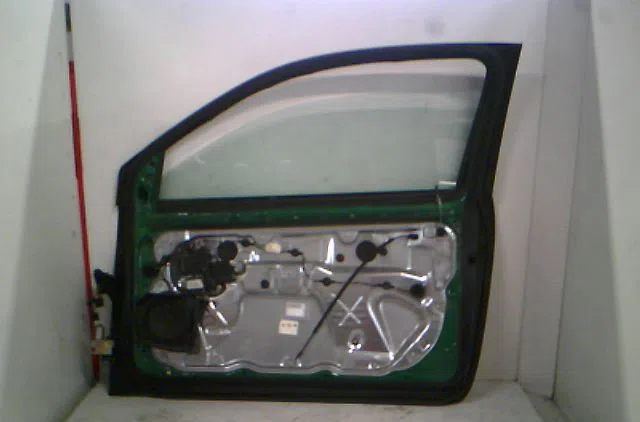 Porte avant droite Volkswagen POLO (9N_, 9A_) 1.4 16v (2001-2008) occasion