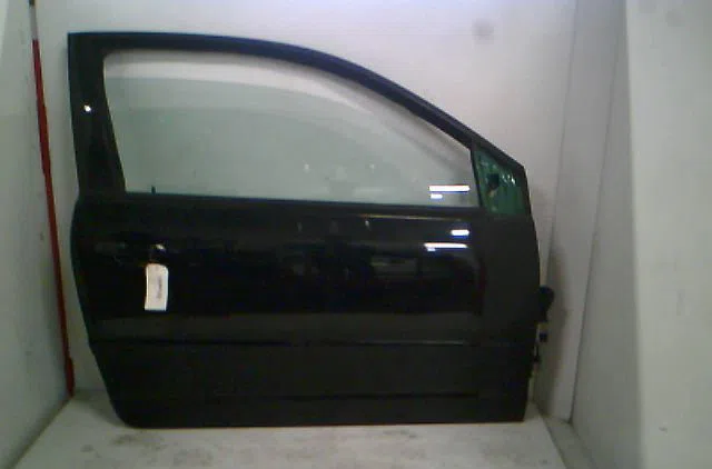 Porte avant droite Volkswagen POLO (9N_, 9A_) 1.4 16v (2001-2008) occasion
