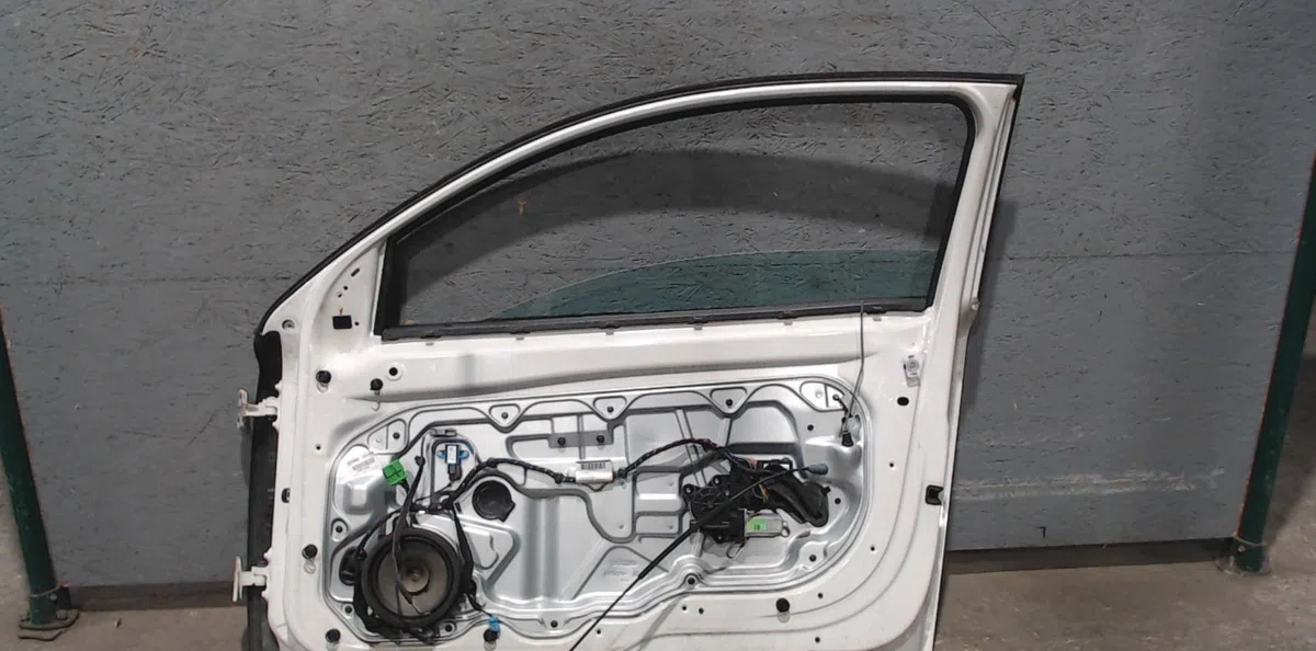 Porte avant droite VOLVO C 30  C 30 PHASE 2 occasion