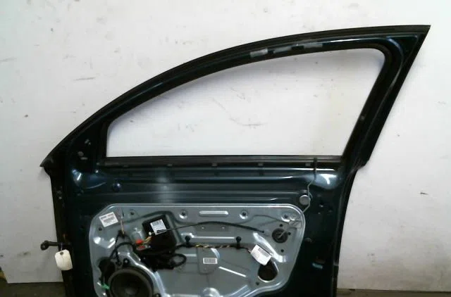 Porte avant droite Volvo V50 (545) 1.6 d (2005-2011) 5 portes occasion