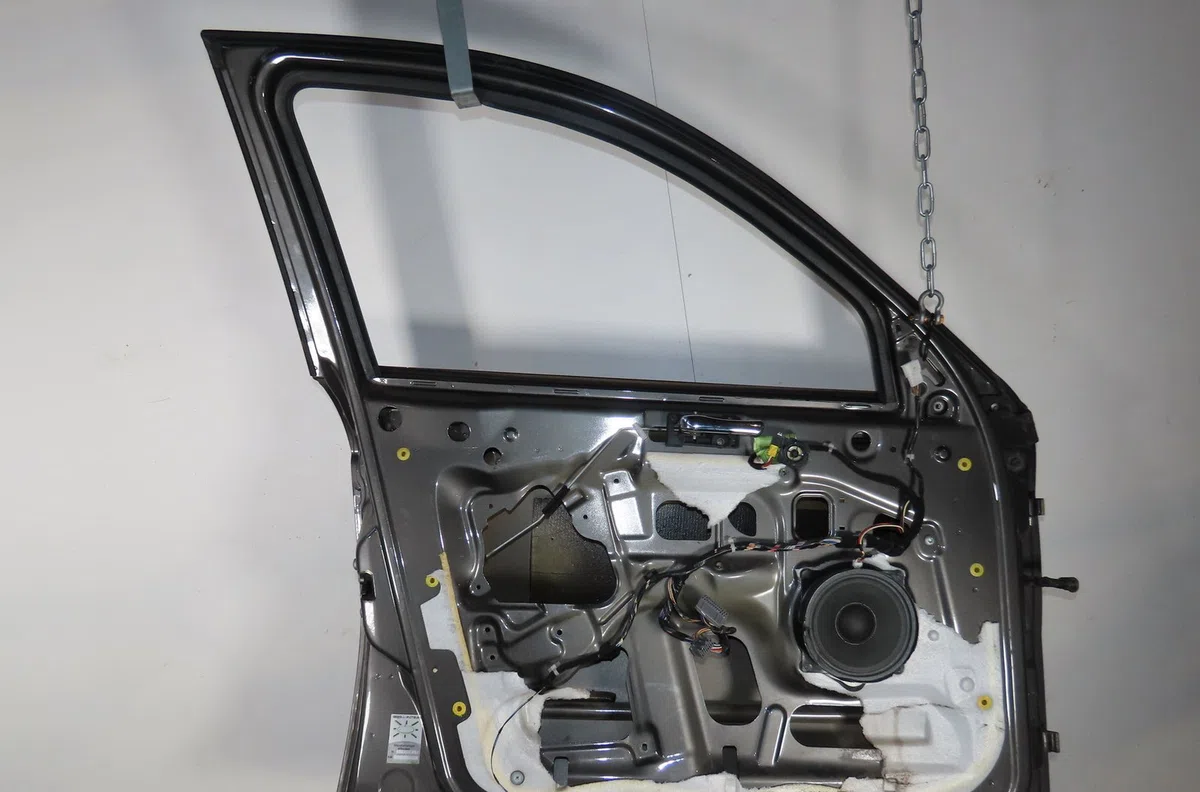 Porte avant gauche Alfa romeo 147 (937_) 1.9 jtdm 16v (937.axn1b, 937.bxn1b) (2004-2010) occasion
