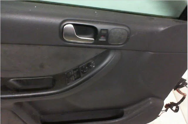 Porte avant gauche AUDI A3 I occasion