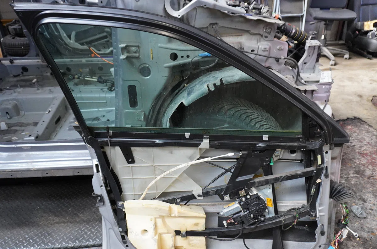 Porte avant gauche Audi A4 B5 (8D2) 1.9 tdi (1995-2000) occasion