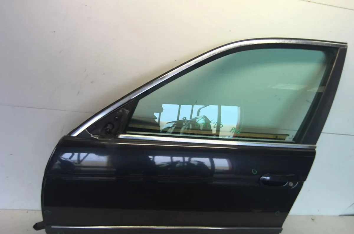 Porte avant gauche Bmw 5 (E39) 520 d (2000-2003) occasion