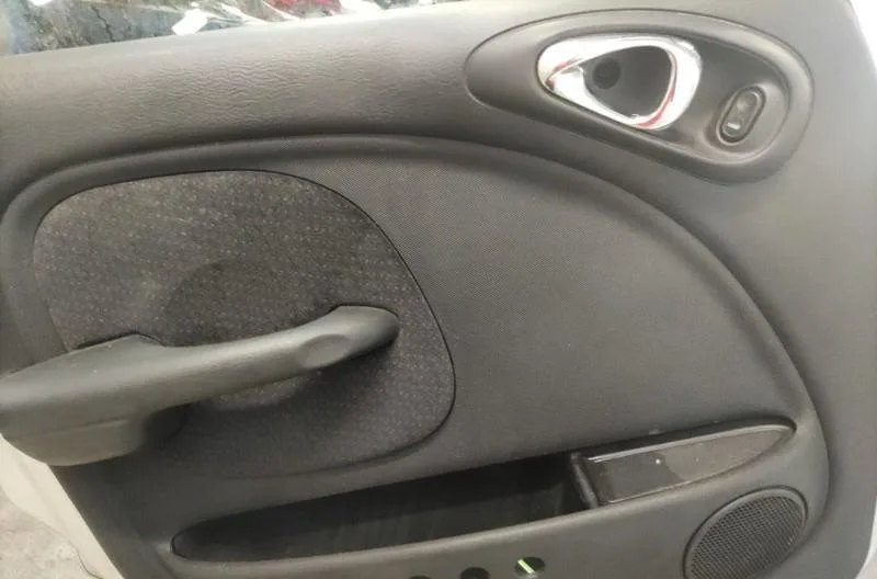 Porte avant gauche CHRYSLER PT CRUISER PHASE 1 BREAK occasion