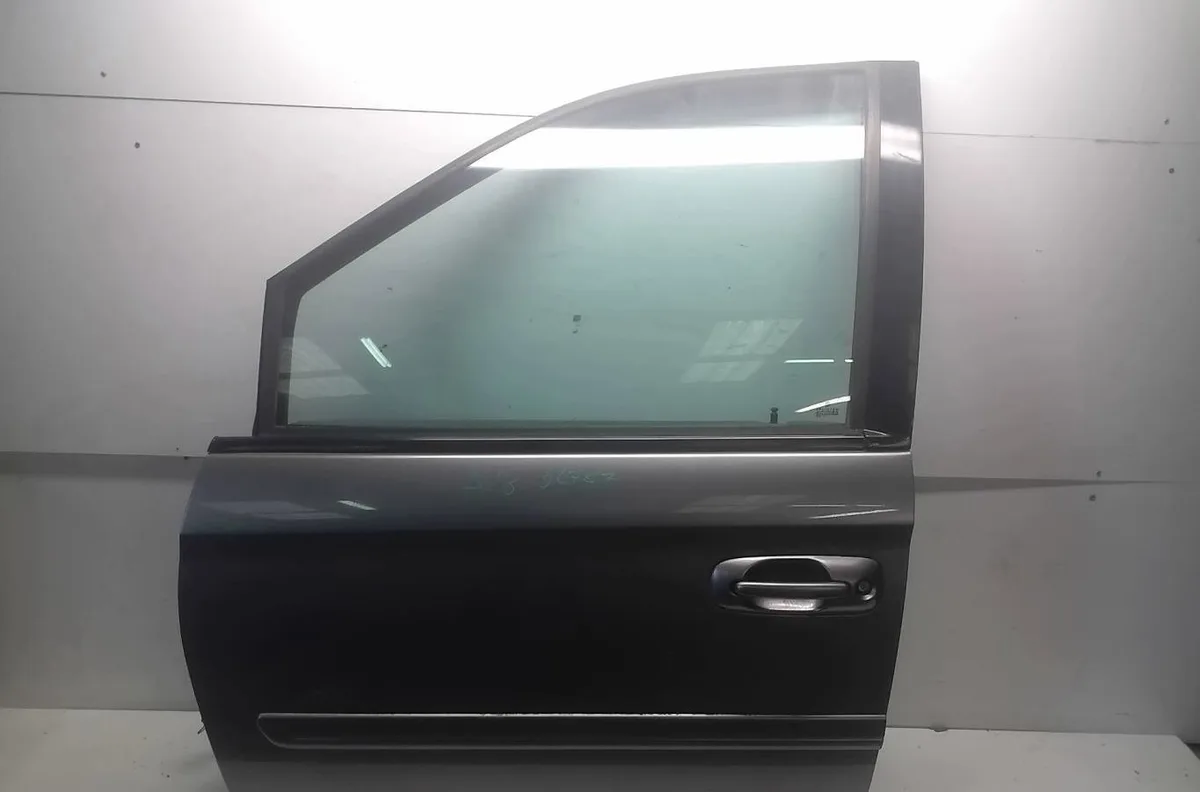 Porte avant gauche Chrysler VOYAGER IV (RG, RS) 2.5 crd (2000-2008) occasion