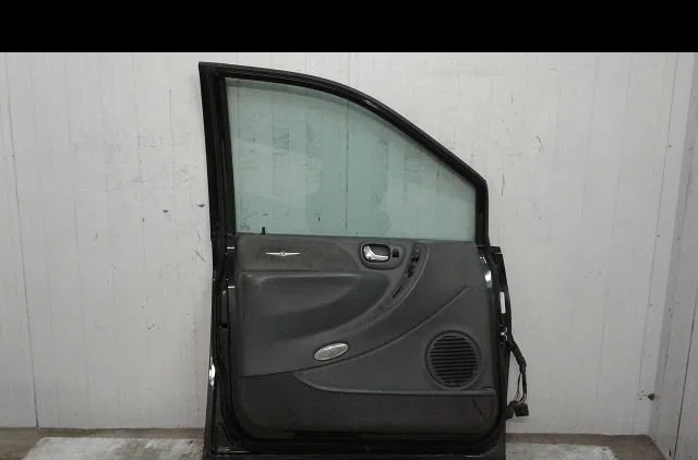 Porte avant gauche Chrysler VOYAGER IV (RG, RS) 2.8 crd (2004-2008) occasion