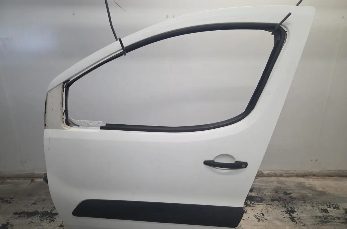 Porte avant gauche CITROEN BERLINGO 2 PHASE 2 occasion