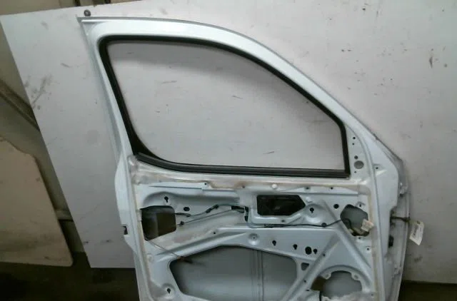 Porte avant gauche Citroën BERLINGO - BERLINGO FIRST Camionnette-Monospace (M_) 1.6 hdi 75 (mb9hw) (2005-2011) 3 portes 