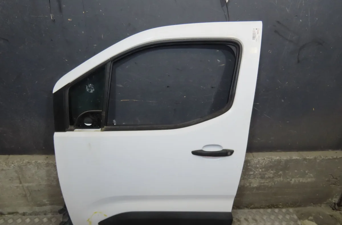 Porte avant gauche Citroen BERLINGO Camionnette-Monospace (K9) 1.5 bluehdi 100 (2018) occasion