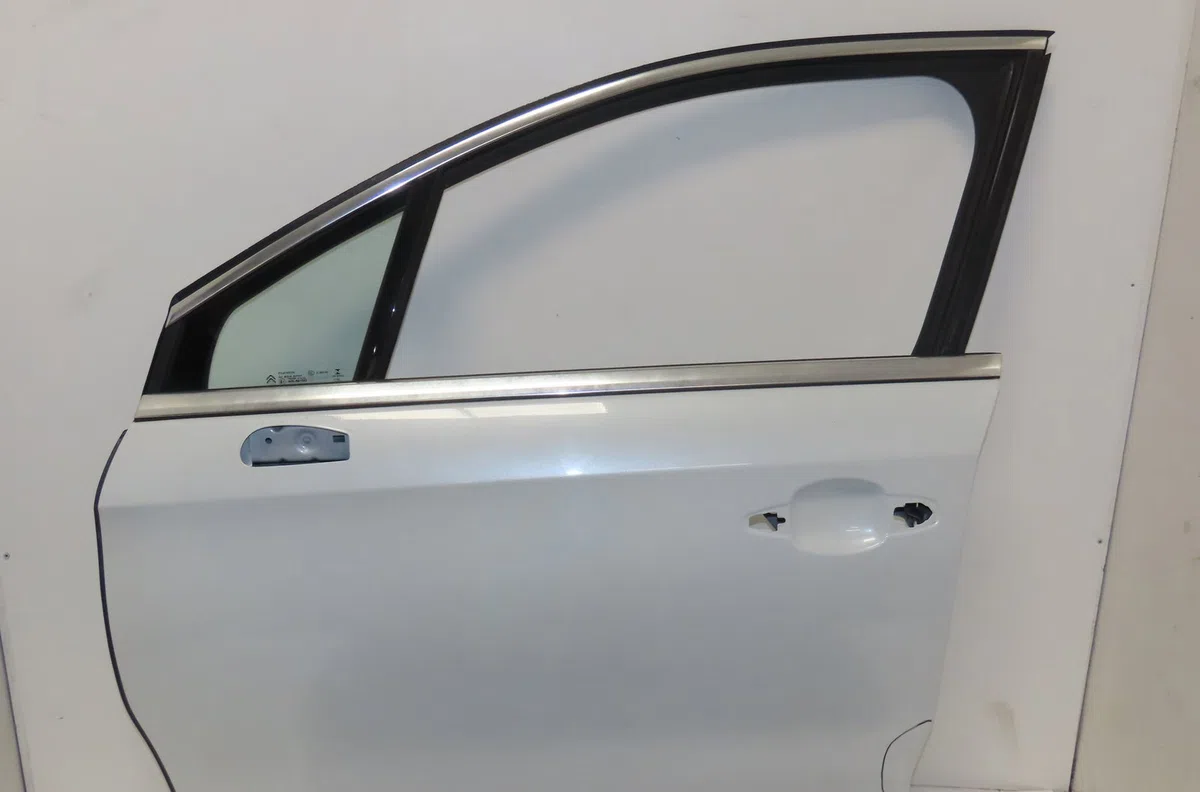 Porte avant gauche Citroen C4 PICASSO II 2.0 bluehdi 135 (2013) occasion