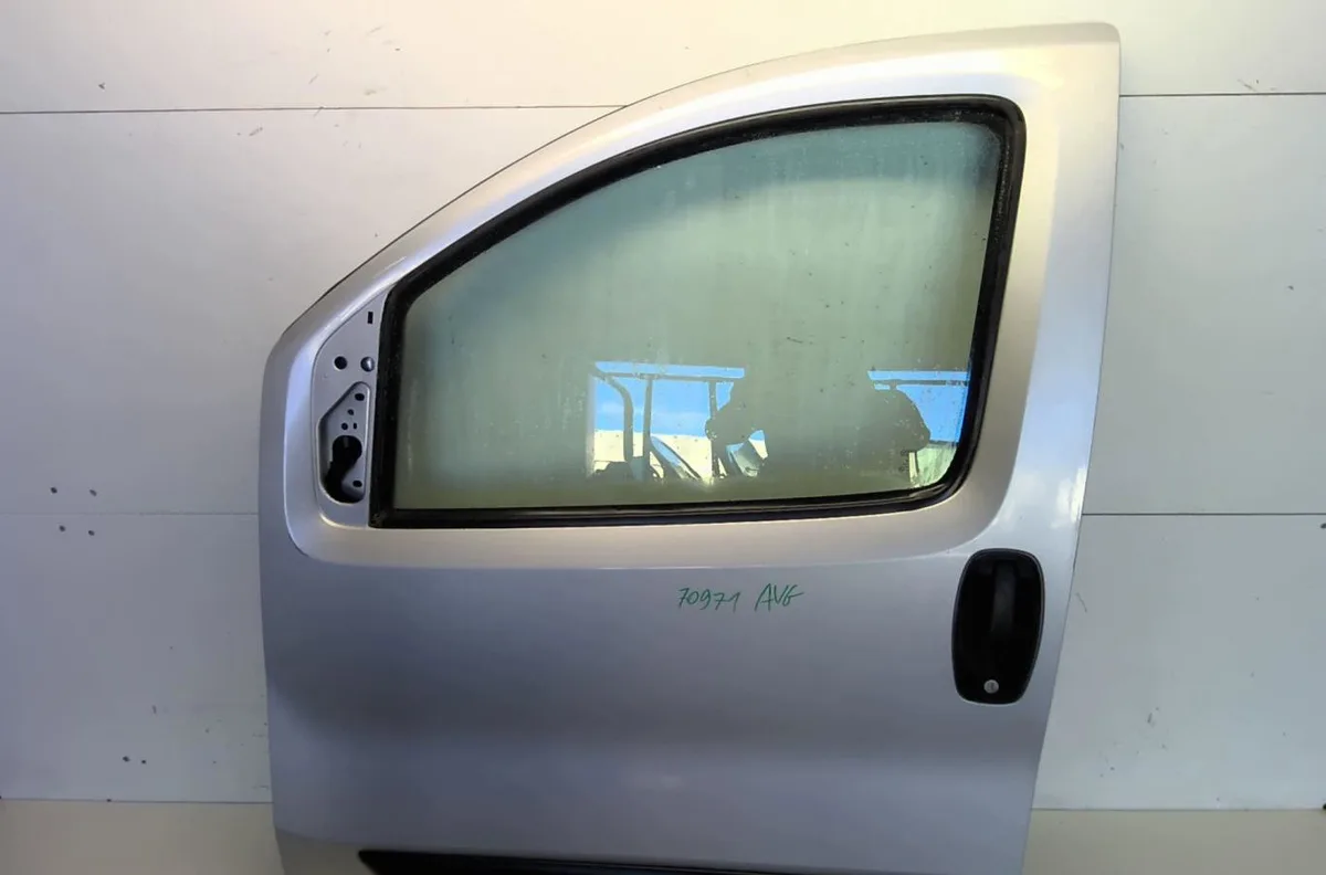 Porte avant gauche Citroen NEMO Monospace 1.3 hdi 75 (2010) occasion
