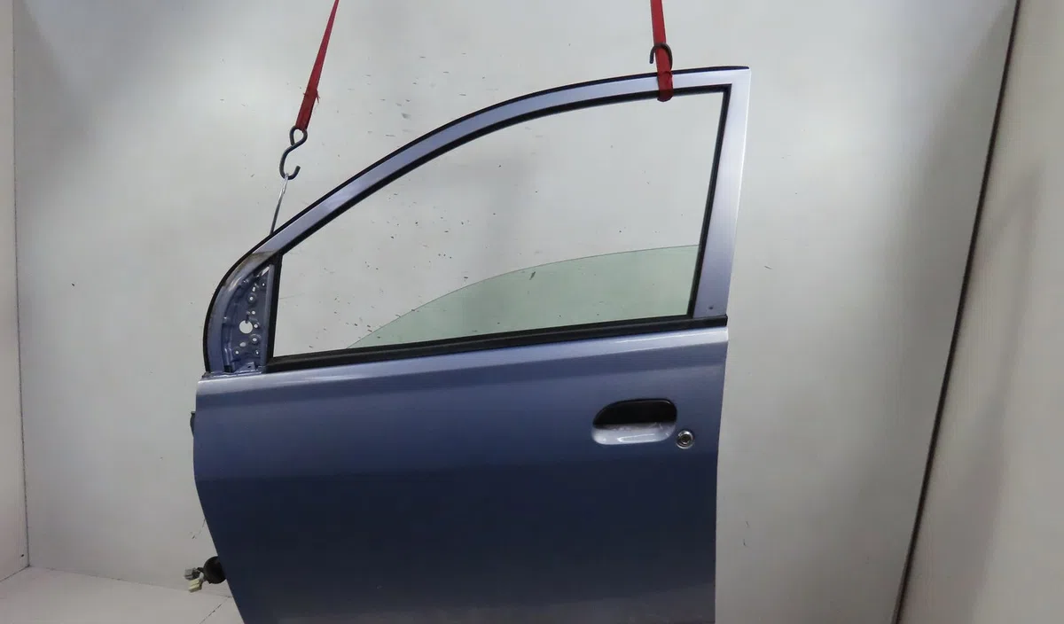 Porte avant gauche Daihatsu CUORE VI (L251, L250_, L260_) 1.0 (2003) occasion