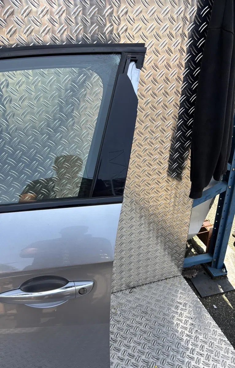 Porte avant gauche Ds DS 5 (KF_) 2.0 hybrid4 (2015-2018) occasion