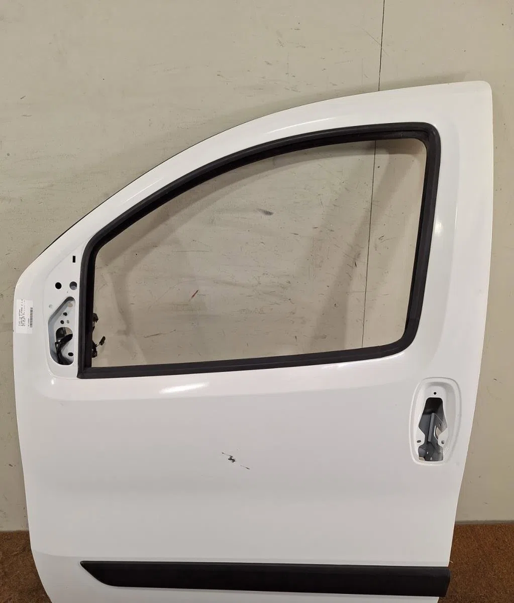 Porte avant gauche Fiat FIORINO Camionnette-Monospace (225_) 1.4 (225axa1a, 225bxa1a) (2009) occasion
