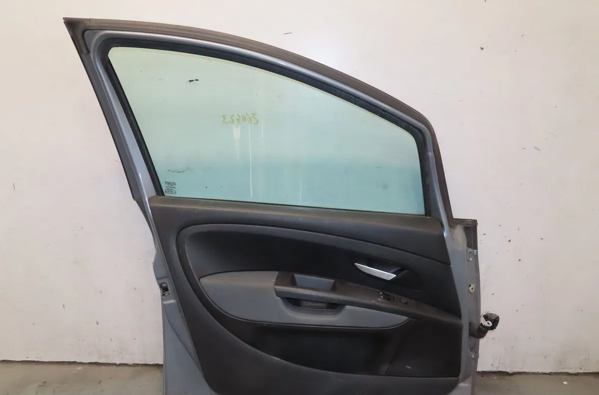 Porte avant gauche Fiat GRANDE PUNTO (199_) 1.3 d multijet (2008) occasion