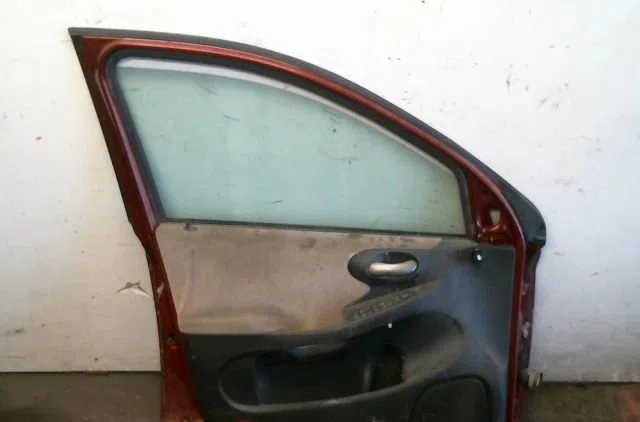 Porte avant gauche FIAT STILO occasion