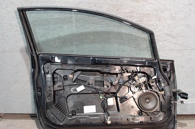 Porte avant gauche FORD FIESTA 6  FIESTA 6 PHASE 1 occasion