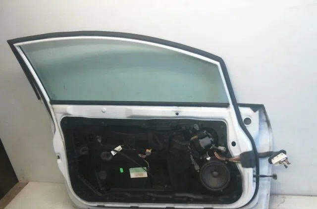Porte avant gauche Ford FIESTA VI (CB1, CCN) 1.4 tdci (2010-2012) 3 portes occasion