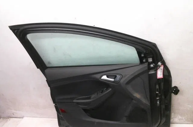 Porte avant gauche Ford FOCUS III Turnier 1.6 tdci (2010) occasion