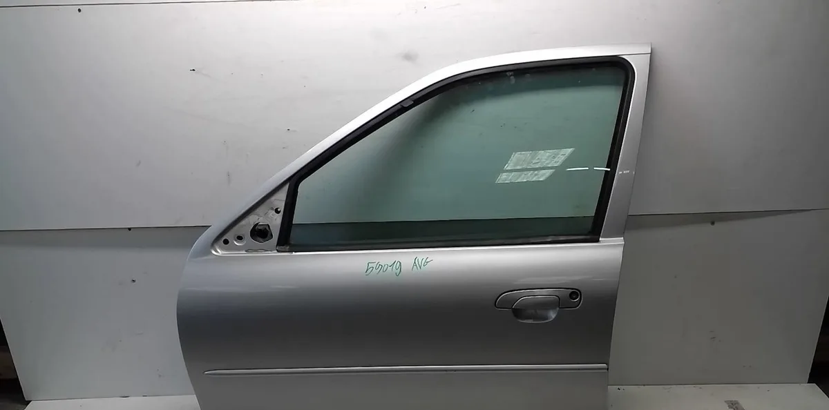 Porte avant gauche Ford MONDEO II A trois volumes (BFP) 1.8 i (1996-2000) occasion
