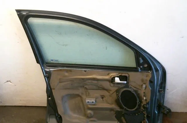 Porte avant gauche Ford MONDEO III (B5Y) 1.8 16v (2000-2007) occasion