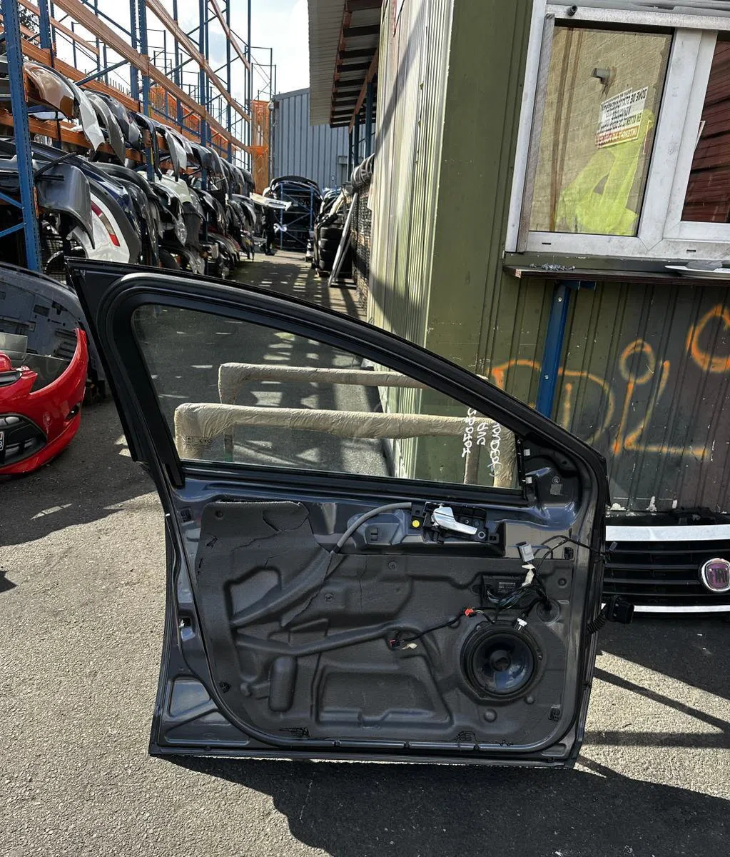 Porte avant gauche Ford MONDEO IV Turnier (BA7) 2.0 tdci (2007-2014) occasion