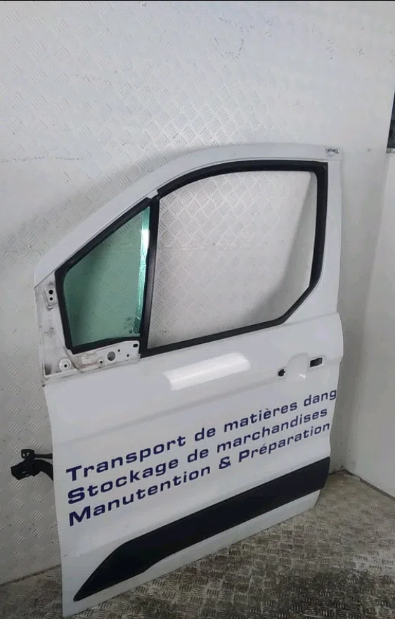 Porte avant gauche Ford TRANSIT CONNECT V408 Camionnette-Monospace 1.5 tdci (2015) occasion